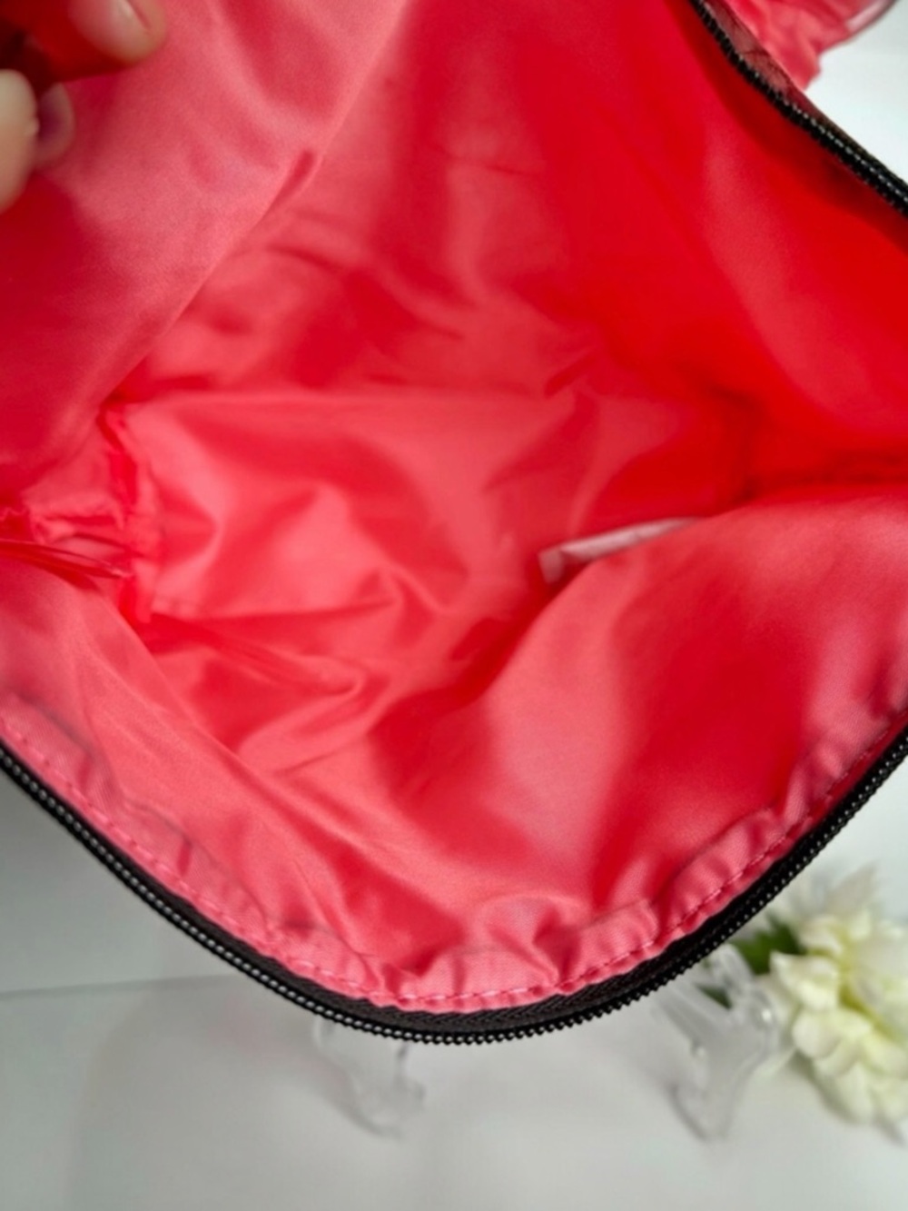 Clinique x Kate Spade Cosmetic Bag, NWOT - Picture 3 of 3